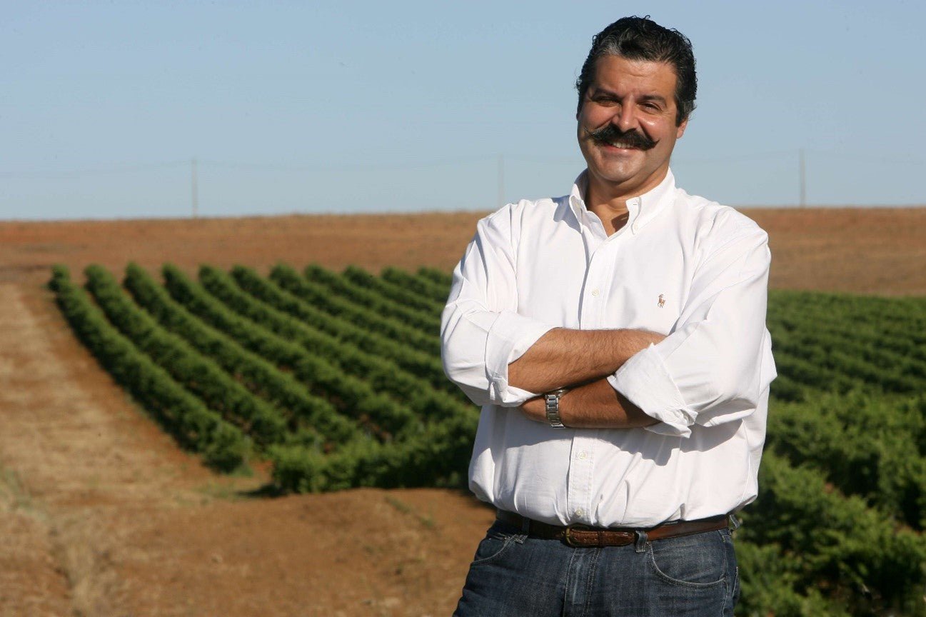PAULO LAUREANO: QUEM É O ENÓLOGO PORTUGUÊS QUE PRODUZ VINHOS SURPREENDENTES - SmartBuyWines.com.br